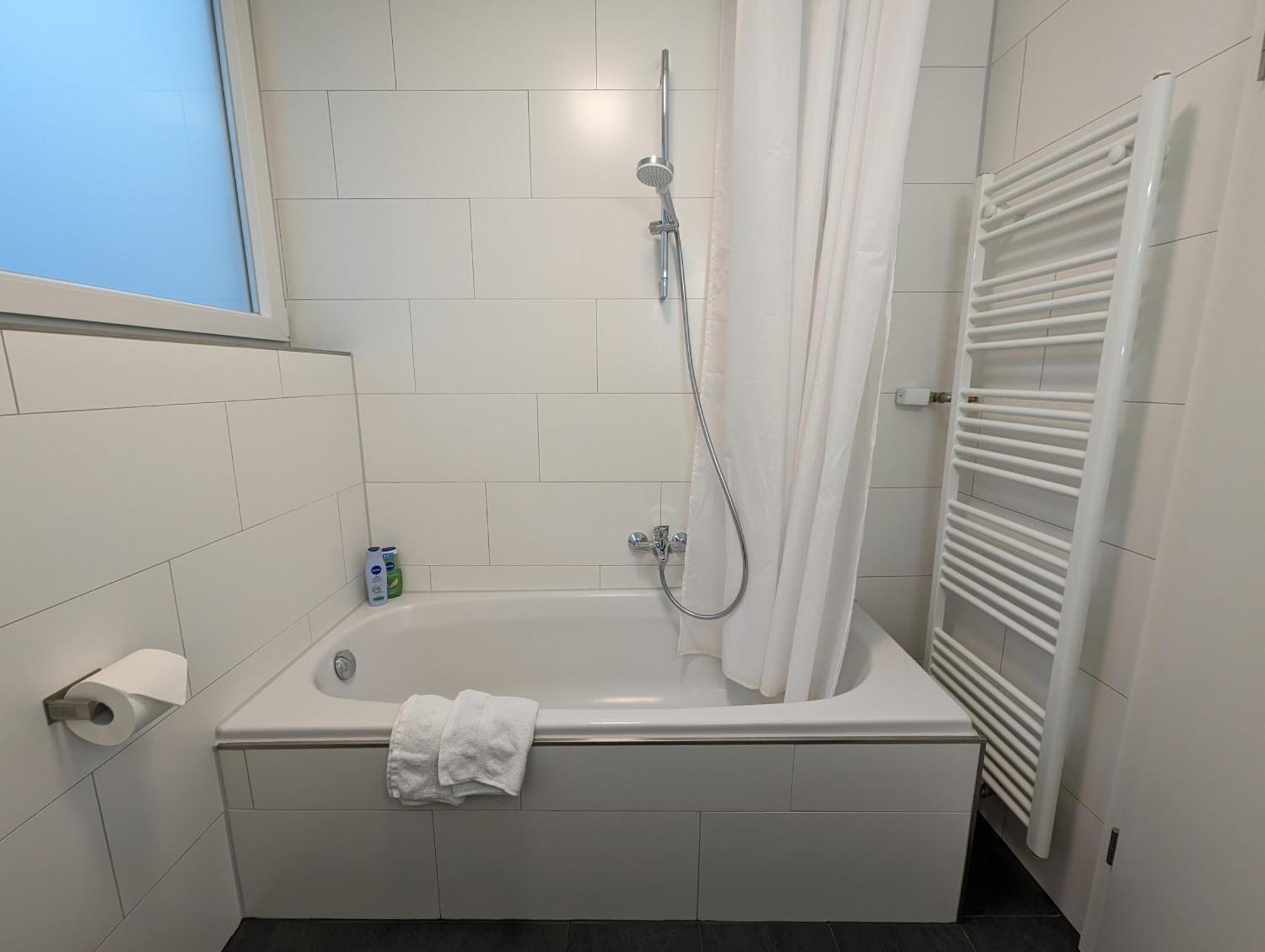 100M Zum Ulmer Muenster: 57M² Wohnung An Der Blau מראה חיצוני תמונה